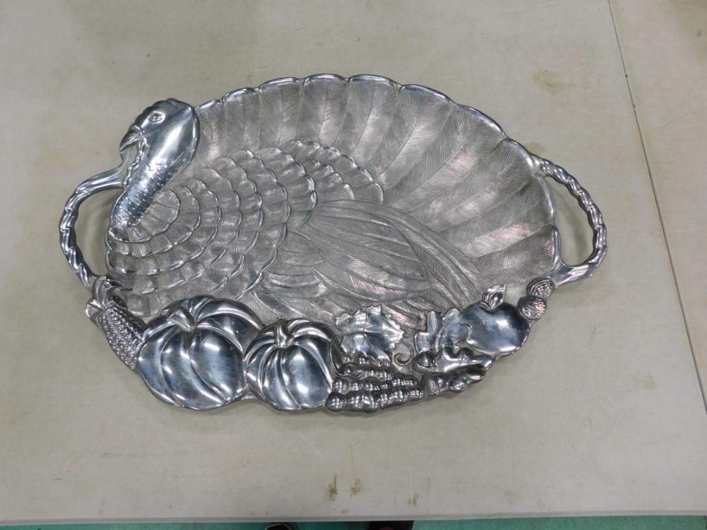 Large Lenox Turkey Handled Metal Serveware Platter: Large Lenox Turkey Handled Metal Serveware Platter - roughly 24" long.? Thanksgiving is right around the corner 24x18x2" All pictures are considered part of the description and should be exam