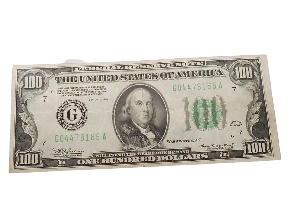 $100 Note 1934 Chicago: 1934 $100 Federal Reserve Note Chicago $100 Bill All pictures are considered part of the description and should be examined carefully by bidders. Live Auctioneers is now offering Live Shipping throu