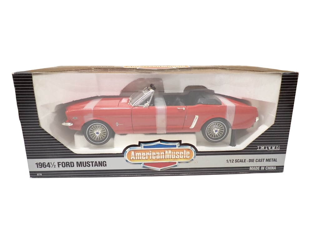 Ertl American Graffiti '32 Ford Deuce Coupe Ertl American Graffiti '32 Ford Deuce Coupe