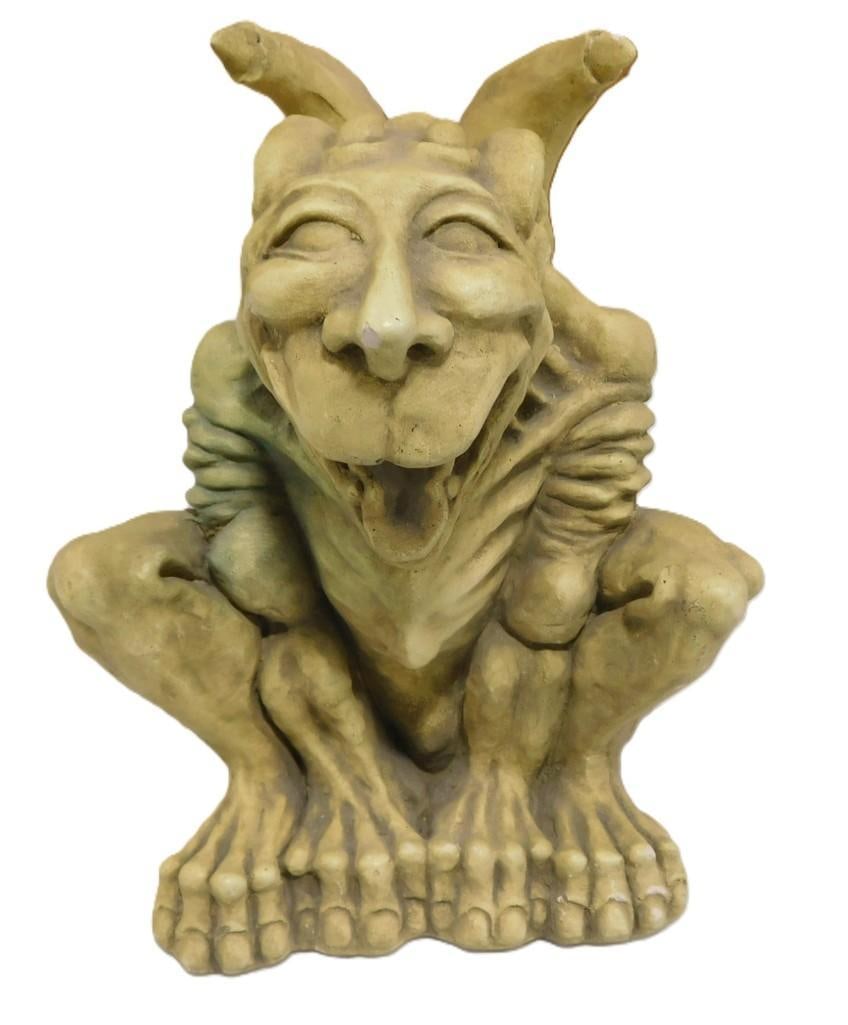 J. Coleman 1996 Gargoyle Figurine or Statue: J. Coleman 1996 Gargoyle Figurine or Statue All pictures are considered part of the description and should be examined carefully by bidders. Live Auctioneers is now offering Live Shipping through them