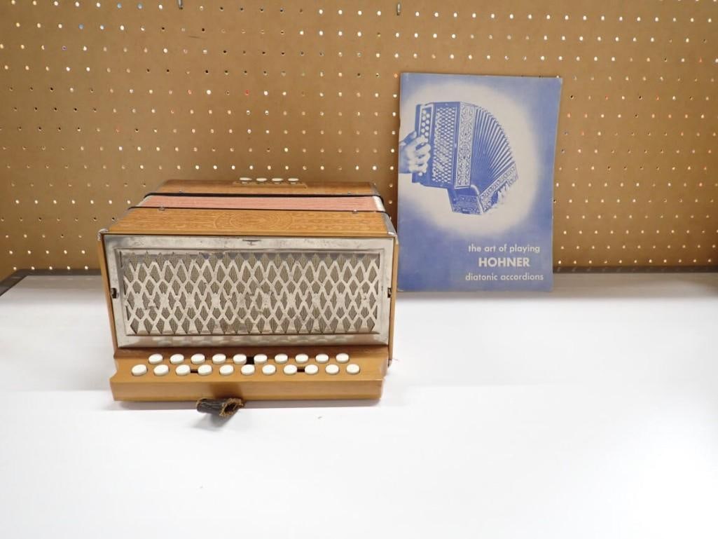 Vintage Hohner 2195 Marca Wood Pressed Diatonic Accordion: Vintage Hohner 2195 Marca Wood Pressed Diatonic Accordion All pictures are considered part of the description and should be examined carefully by bidders. Live Auctioneers is now offering Live Shippi