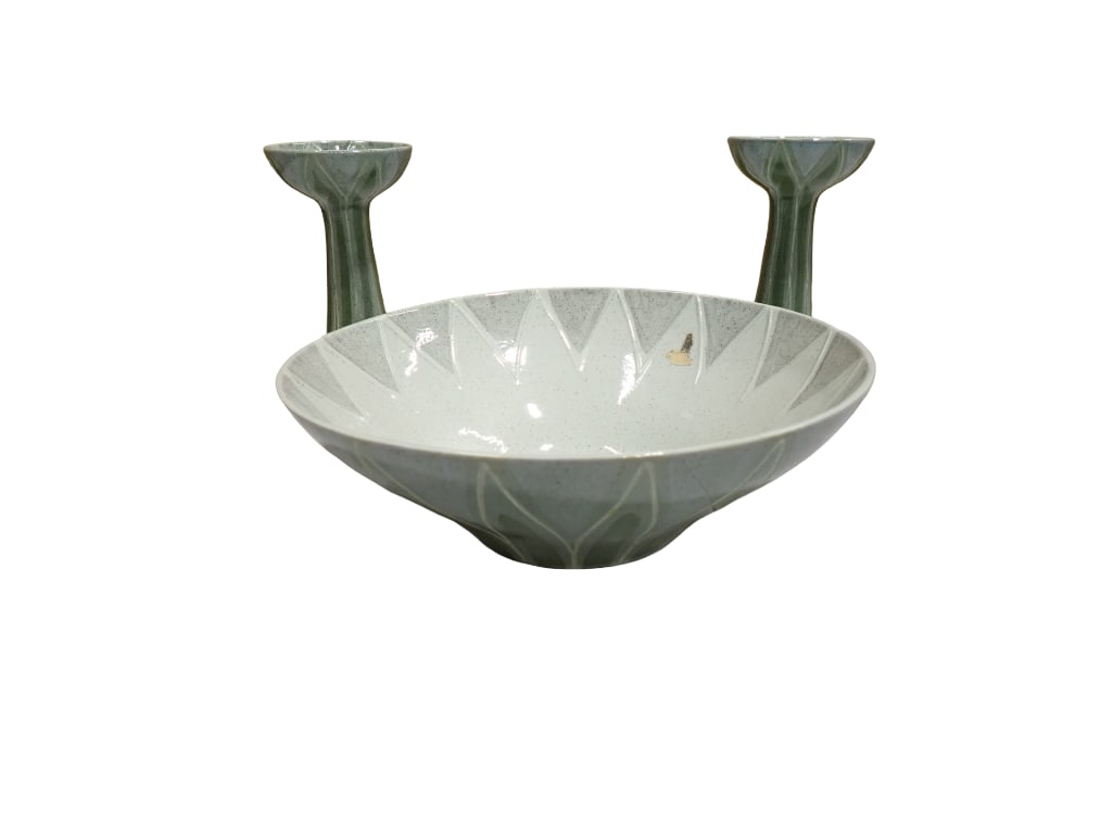 Red Wing Pottery Premiere Sgraffito Charles Murphy Display Bowl M 4009 and Candlestick Holders Conso (1 of 7)