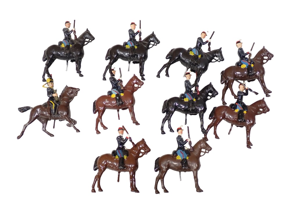 10 Britains Lead Soldiers Riding Horses Some have jointed arms (1 of 7)