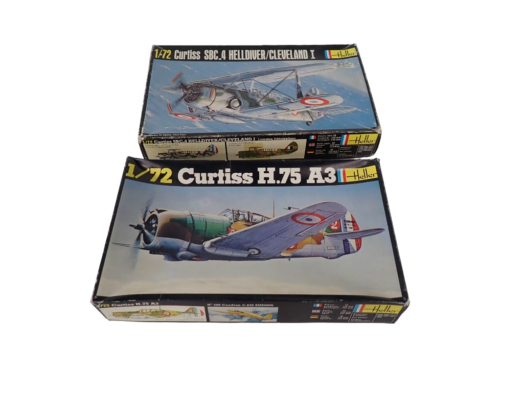 Pair of Heller 1/72 Scale Model Airplanes - Curtiss SBC4 Helldiver/Cleveland I and H.75 A3 (1 of 6)