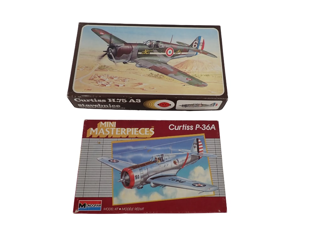 Pair of Airplane Model Kits - Monogram Curtiss P-36A and Smer Curtiss H.75 A3 stavebnice (1 of 7)