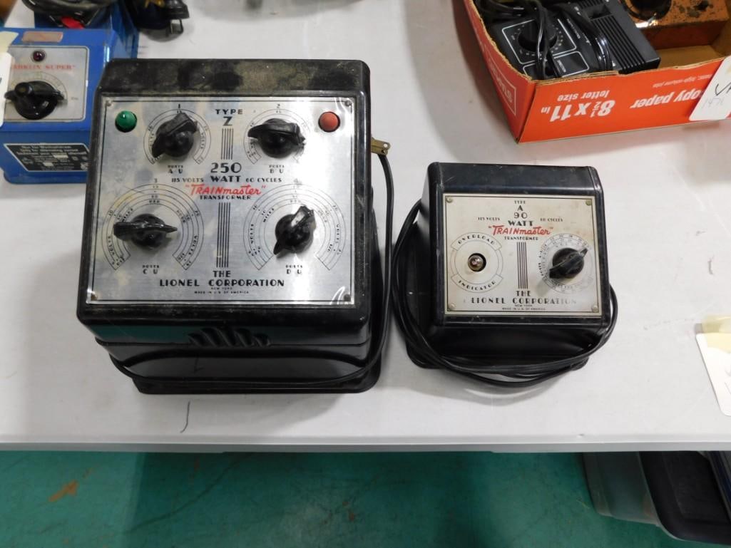 Lot of 2 Lionel Model Train Transformers Type Z and Type A (1 of 8)