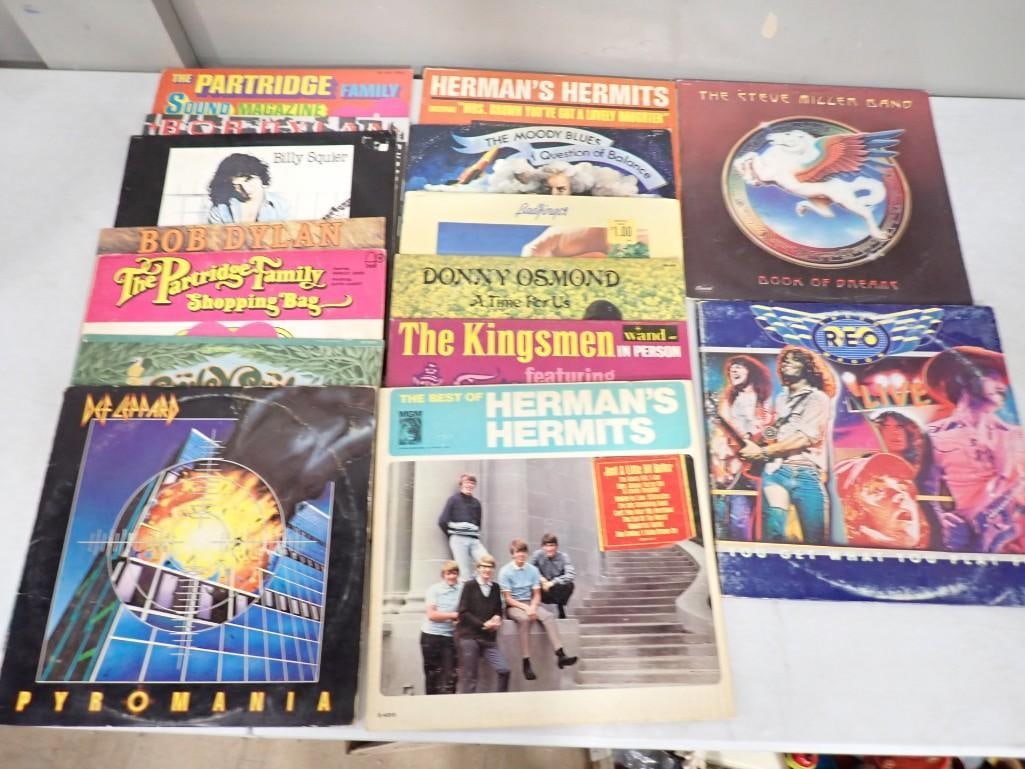16 Vinyl Records 33 RPM LPs incl Beach Boys, Def Leppard, Partridge Family, Bob Dylan, (1 of 5)