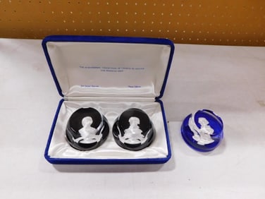 Franklin Mint Bicentennial Collection of Cameos in Crystal Set