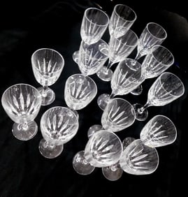 Lot of crystal drinking / wine glasses