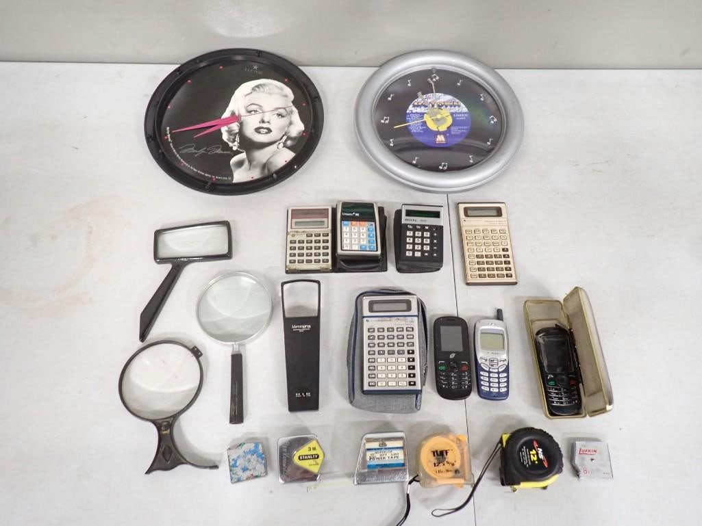 Misc. Lot including Marilyn Monroe Clock, Vintage Calculators, Magnifying Glasses, Tape Measures: Misc. Lot including Marilyn Monroe Clock, Vintage Calculators, Magnifying Glasses, Tape Measures All pictures are considered part of the description and should be examined carefully by bidders. Live A
