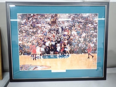 Framed Chicago Bulls "The Clincher" Final Shot Game 6 from 1998. Michael Jordan
