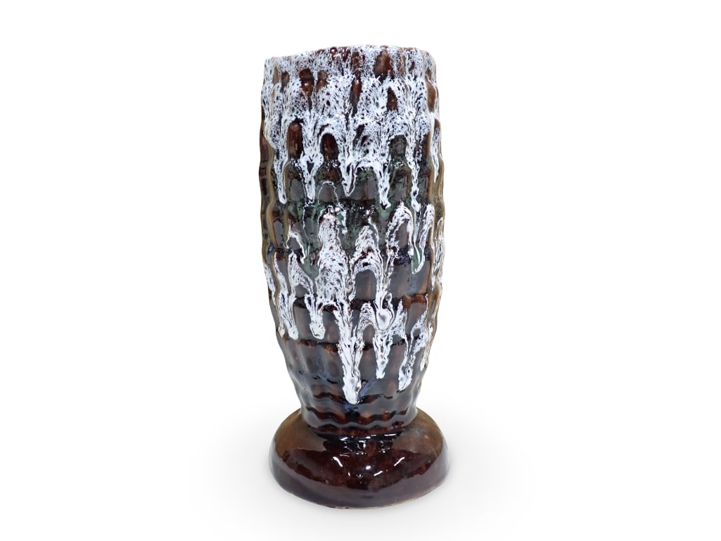 Art Pottery Vase with Made in Spain Label on the Bottom: Art Pottery Vase with Made in Spain Label on the Bottom All pictures are considered part of the description and should be examined carefully by bidders. Live Auctioneers is now offering Live Shipping 