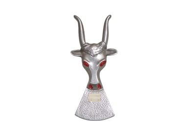 Vintage Ricardo Metal Bull Boot Jack