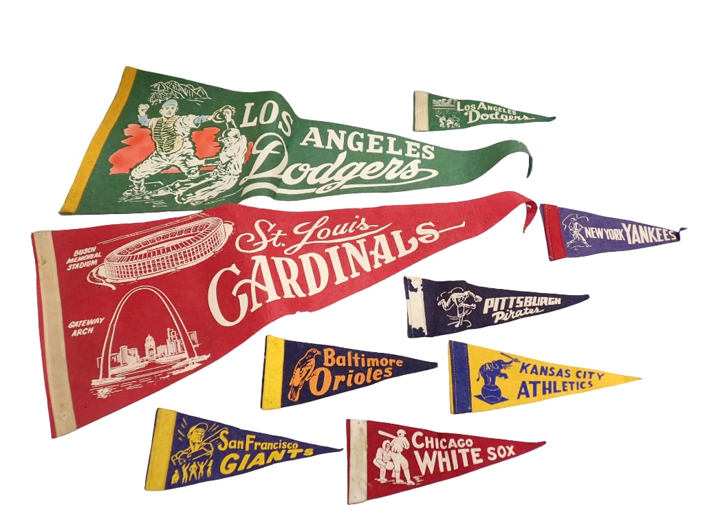 9 Vintage Felt Sports Pennants incl Dodgers, Cardinals, Orioles, San Francisco Giants, White Sox,: 9 Vintage Felt Sports Pennants incl Dodgers, Cardinals, Orioles, San Francisco Giants, White Sox, Pirates, Kansas City Athletics, Yankees All pictures are considered part of the description and should