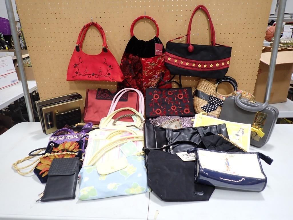 Large Lot of Purses, Handbags, etc (1 of 7)