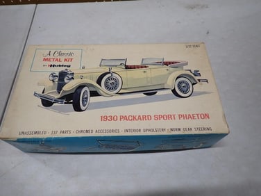 Vintage Hubley 1930 Packard Sport Phaeton Model Kit 1:22 Scale