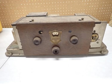 Circa 1920's Atwater Kent Tube Radio