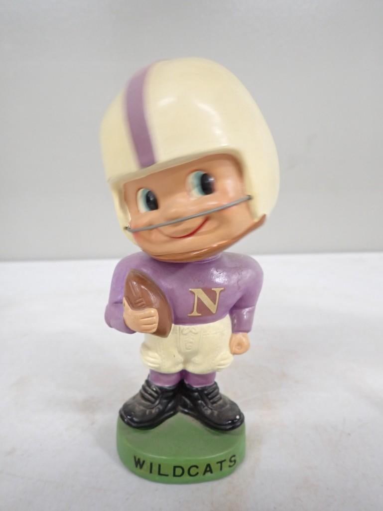 Vintage 1960s Northwestern University Wildcats Bobblehead or Nodder Football Player Made in Japan: Vintage 1960s Northwestern University Wildcats Bobblehead or Nodder Football Player Made in Japan All pictures are considered part of the description and should be examined carefully by bidders.