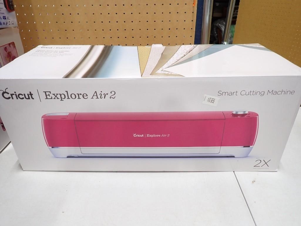 Cricut Explore Air 2 Smart Cutting Machine in Original Box (1 of 4)