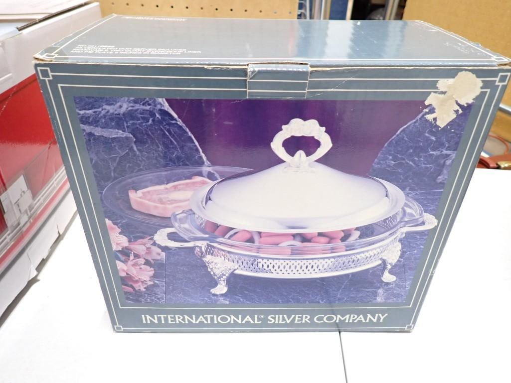 International Silver Company Silver Plated Server with Glass Insert in Original Box (1 of 4)
