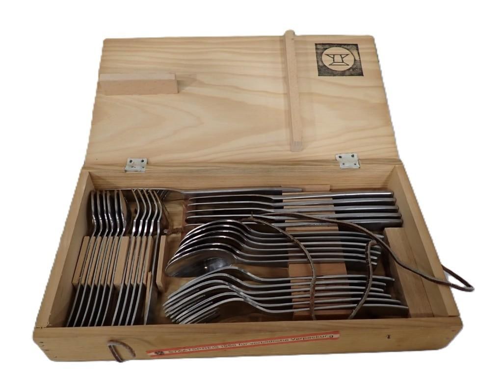 Amboss Rostfrei Austria Stainless Steel Flatware Set with Wooden Box Holder (1 of 5)