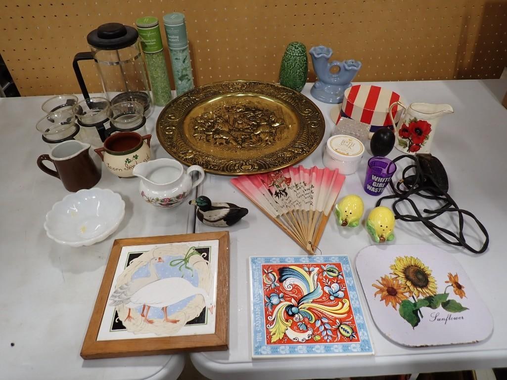 Lot of Misc incl Asian Style Fan, Salt and Pepper Shakers, Decorative Plate, Knick Knacks, etc (1 of 14)