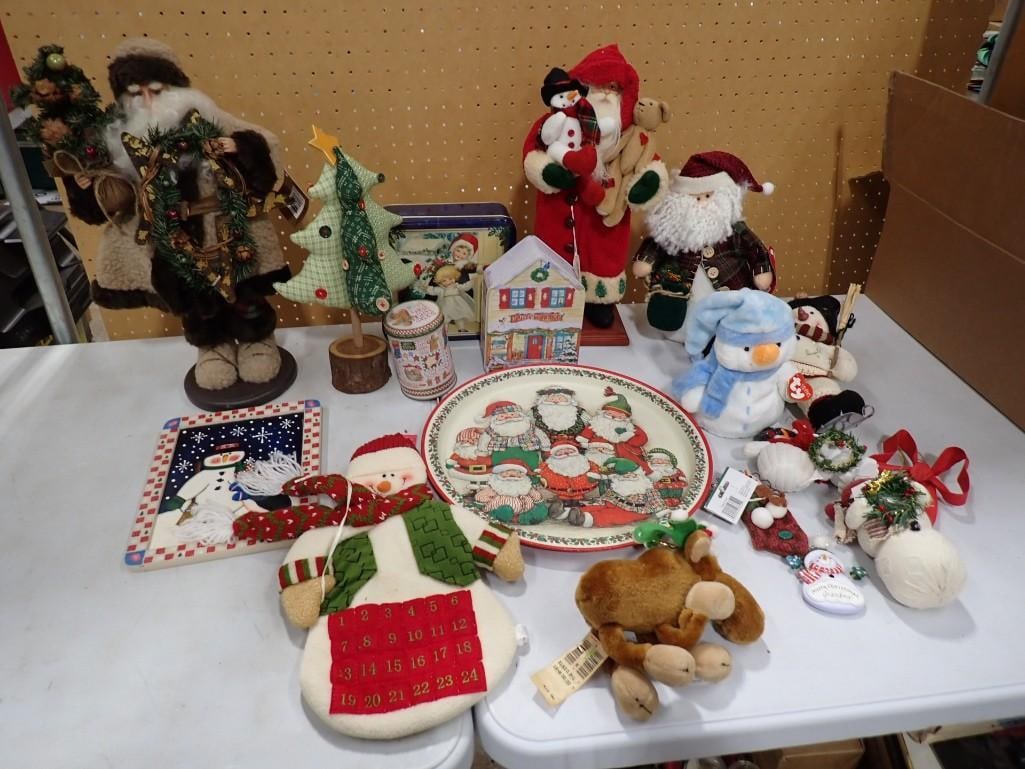 Lot of Christmas Decor incl Santa Clause, Snowman, etc: Lot of Christmas Decor incl Santa Clause, Snowman, etc All pictures are considered part of the description and should be examined carefully by bidders. Live Auctioneers is now offering Live Shipping t