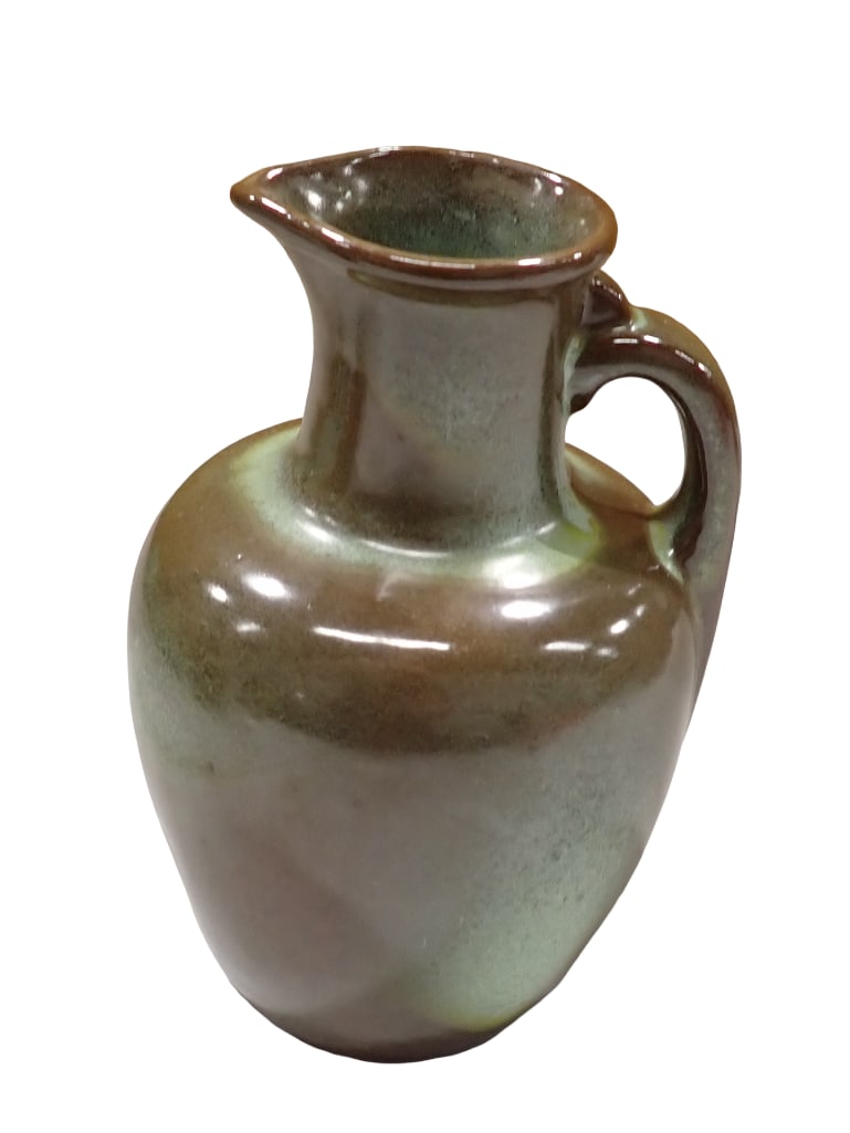 Vintage Frankoma Pottery Prairie Green Pitcher: Vintage Frankoma Pottery Prairie Green Pitcher All pictures are considered part of the description and should be examined carefully by bidders. Live Auctioneers is now offering Live Shipping through