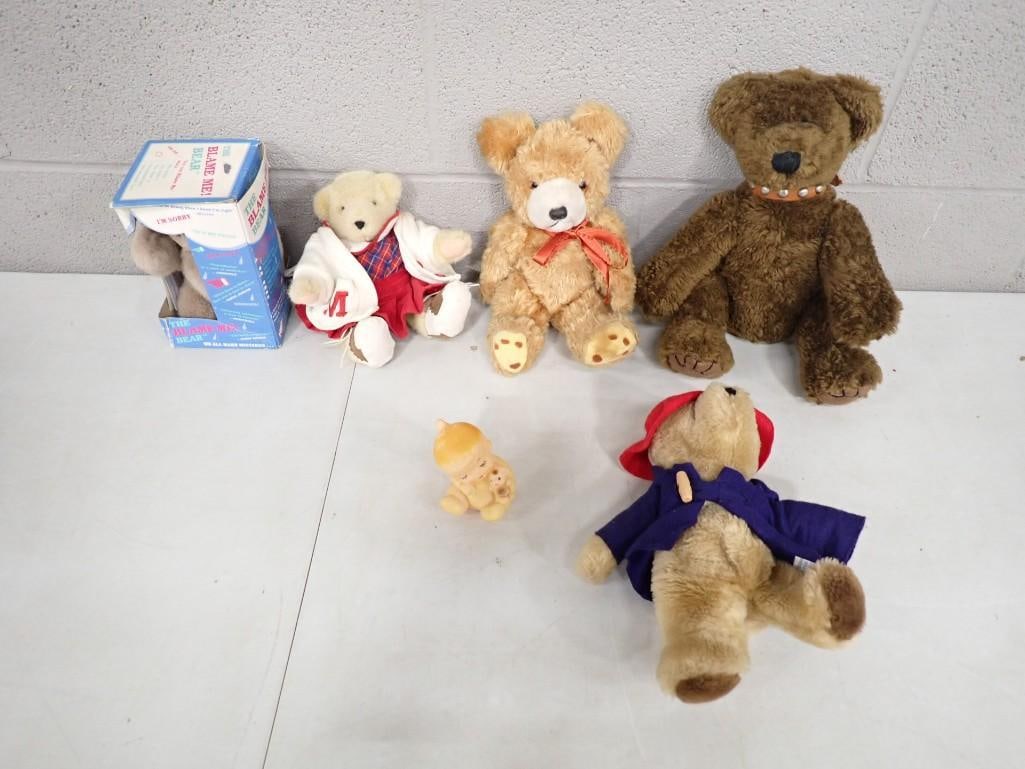 Lot of assorted Plush Bears including Jointed Bears, Paddington, etc.: Lot of assorted Plush Bears including Jointed Bears, Paddington, etc. All pictures are considered part of the description and should be examined carefully by bidders. Live Auctioneers is now offering 