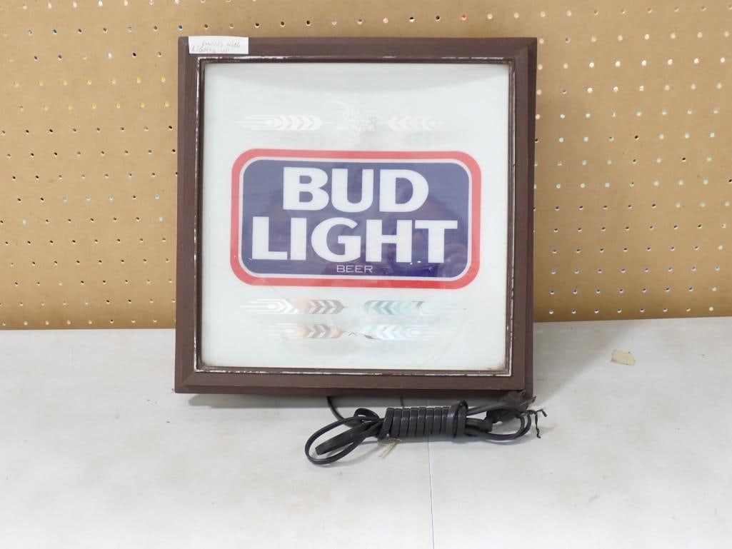 Budweiser Bud Light Light up Bar Sign - it works - front has a crack (1 of 5)