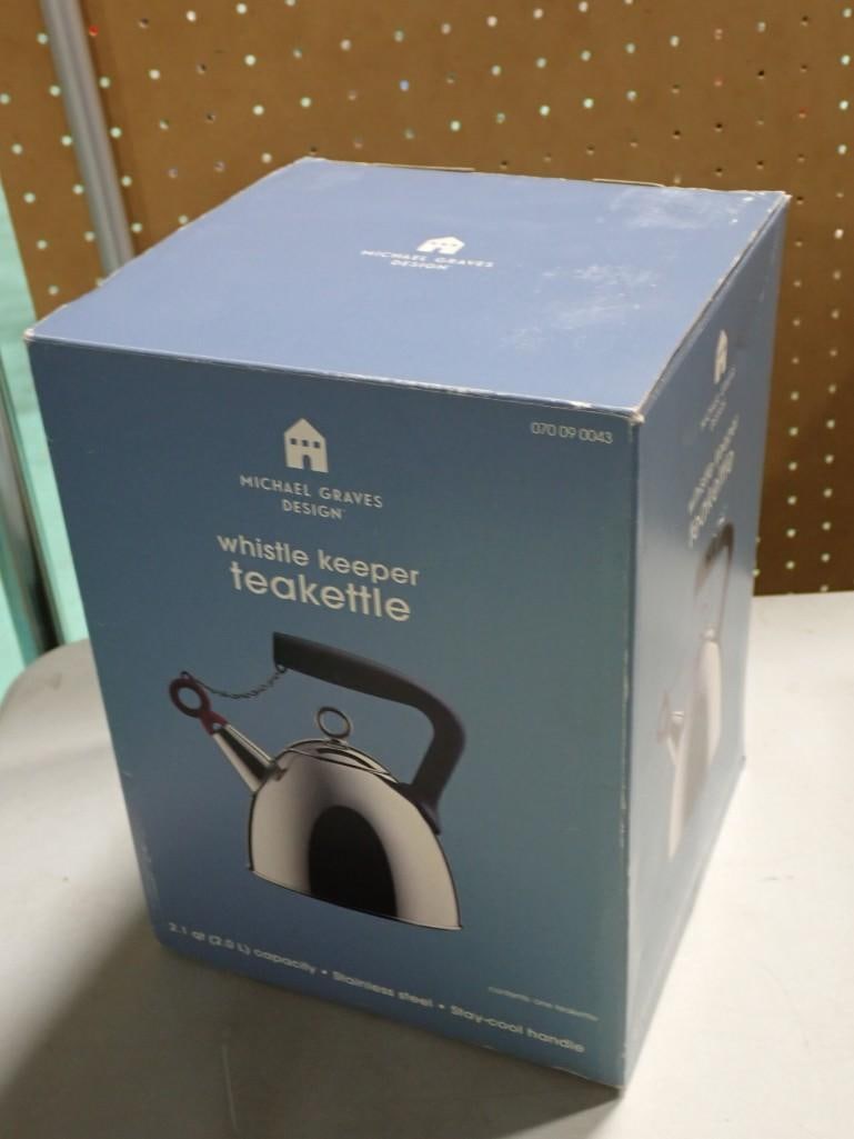 New in Box Michael Graves Design Whistle Keeper Stainless Steel 2.1 qt Tea Kettle (1 of 8)