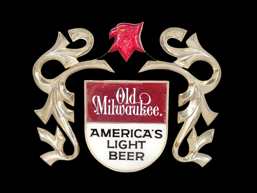 Vintage Old Milwaukee America's Light Beer Sign (1 of 8)