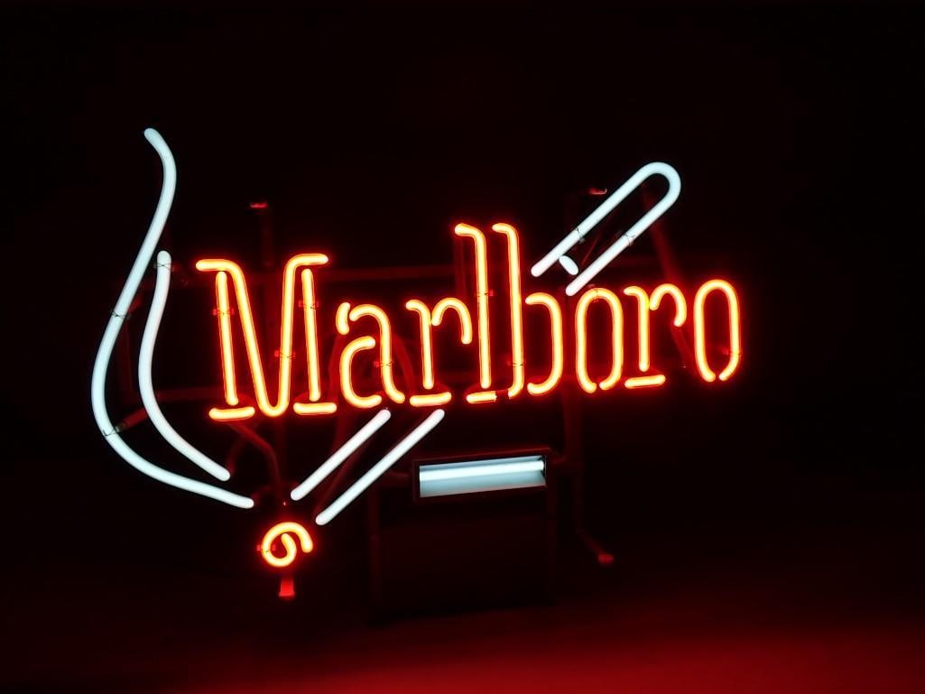 Vintage Marlboro Cigarettes Neon Sign Works (1 of 12)