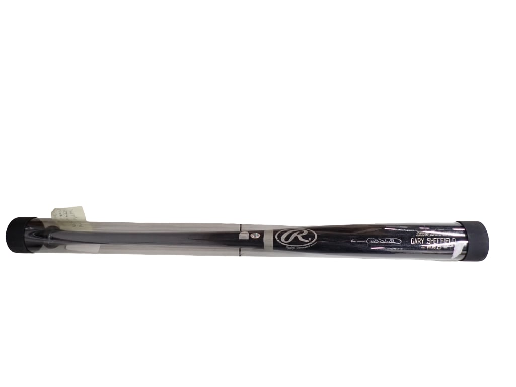 Gary Sheffield Autographed Baseball Bat with MLB COA (1 of 6)