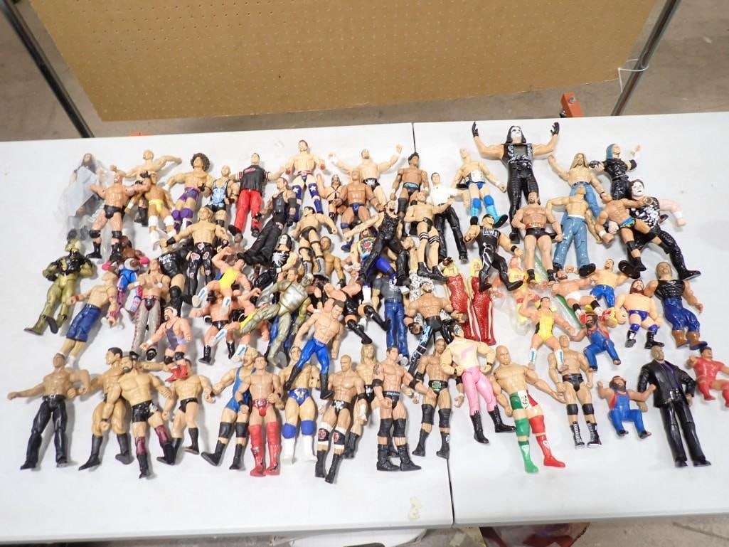 Lot of WWE WWF Wrestling Action Figures (1 of 15)