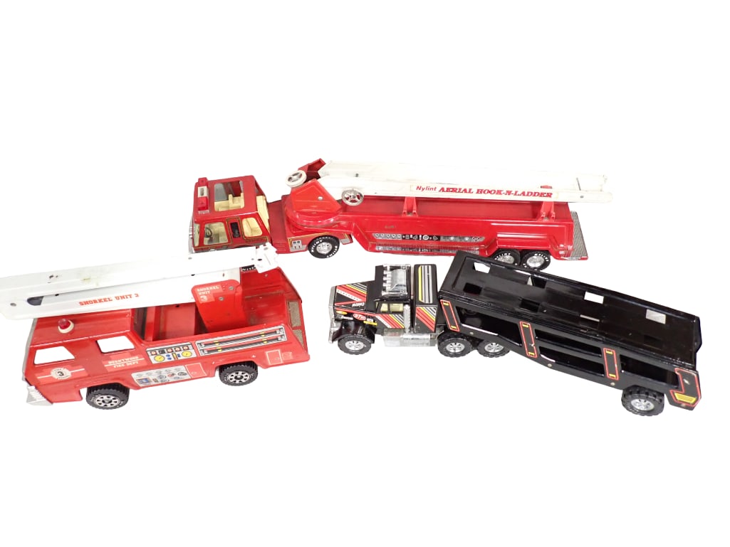 Prested Steel Truck Lot including Nylint Aerial hook-N-Ladder, Snorkel Unit 3 and Remco Car Carrier (1 of 11)