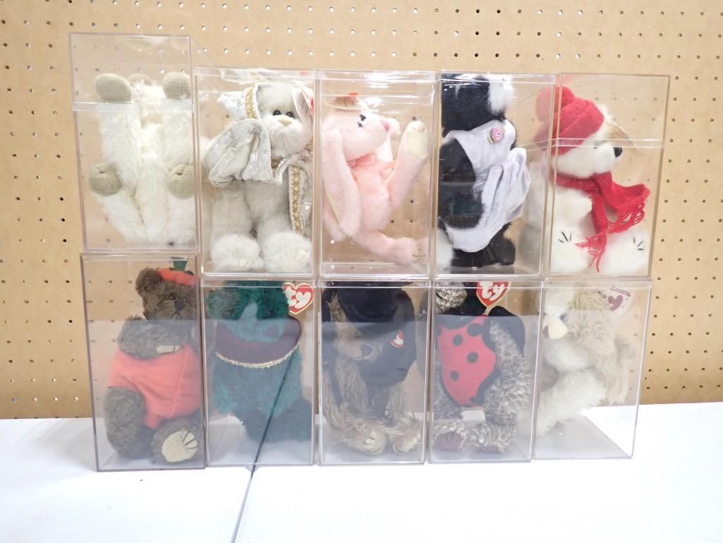 Lot of Plush Stuffed Animals in Cases including Ty Bugsy Beanie Babies (1 of 7)