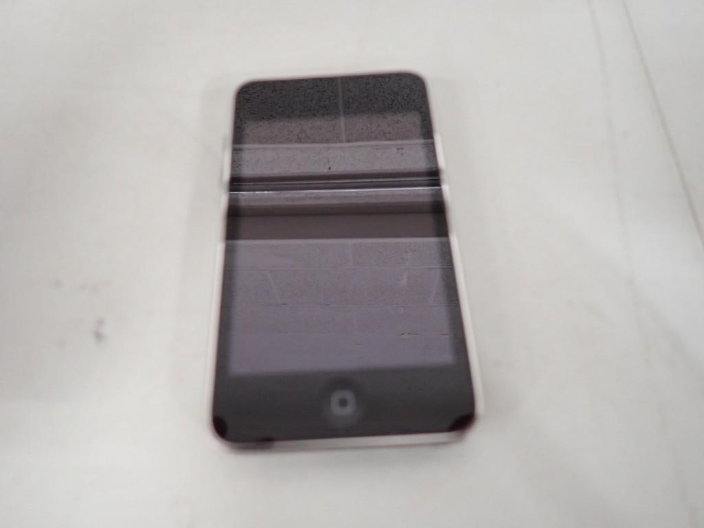 Apple  iPod Touch 16gb - untested (1 of 3)