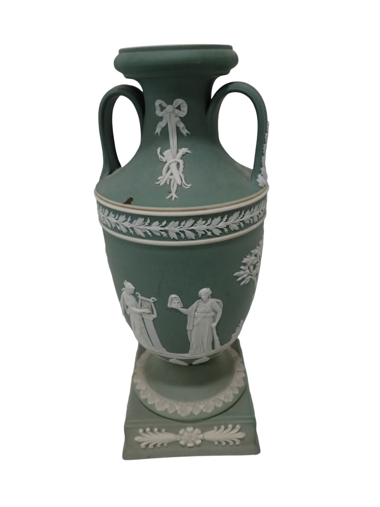 Wedgwood Urn or Vase 11" Tall (1 of 6)
