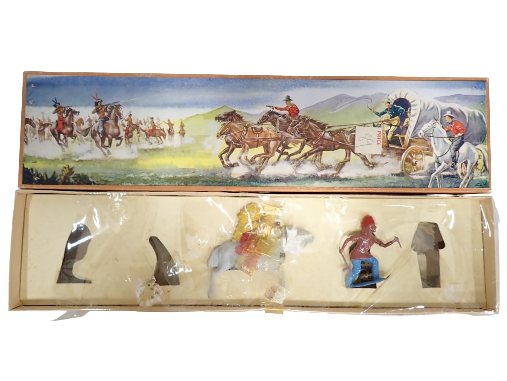 Britains Limited #5s Crown Range N. American Indians Incomplete, 2 Figures with Box: Britains Limited #5s Crown Range N. American Indians Incomplete, 2 Figures with Box All pictures are considered part of the description and should be examined carefully by bidders. Live Auctioneers