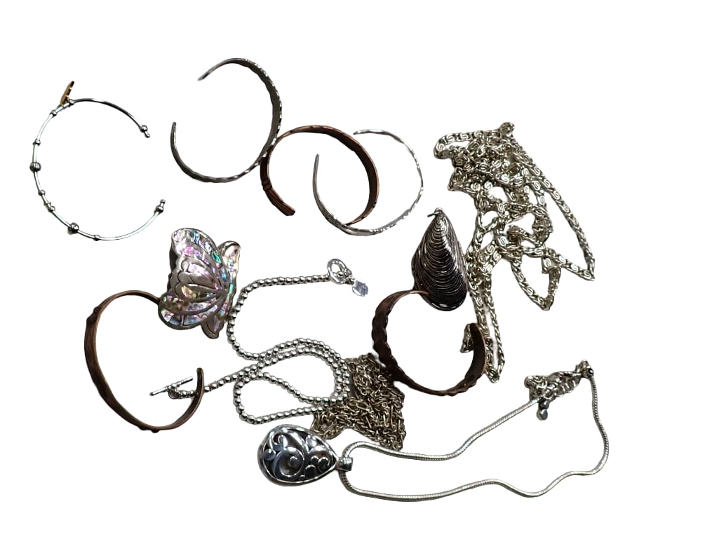 Lot of Vintage Jewelry incl Ralph Lauren, Copper, Alpaca, and More: Lot of Vintage Jewelry incl Ralph Lauren, Copper, Alpaca, and More Quarter is shown for a size comparison only and is not included. All pictures are considered part of the description and should be ex