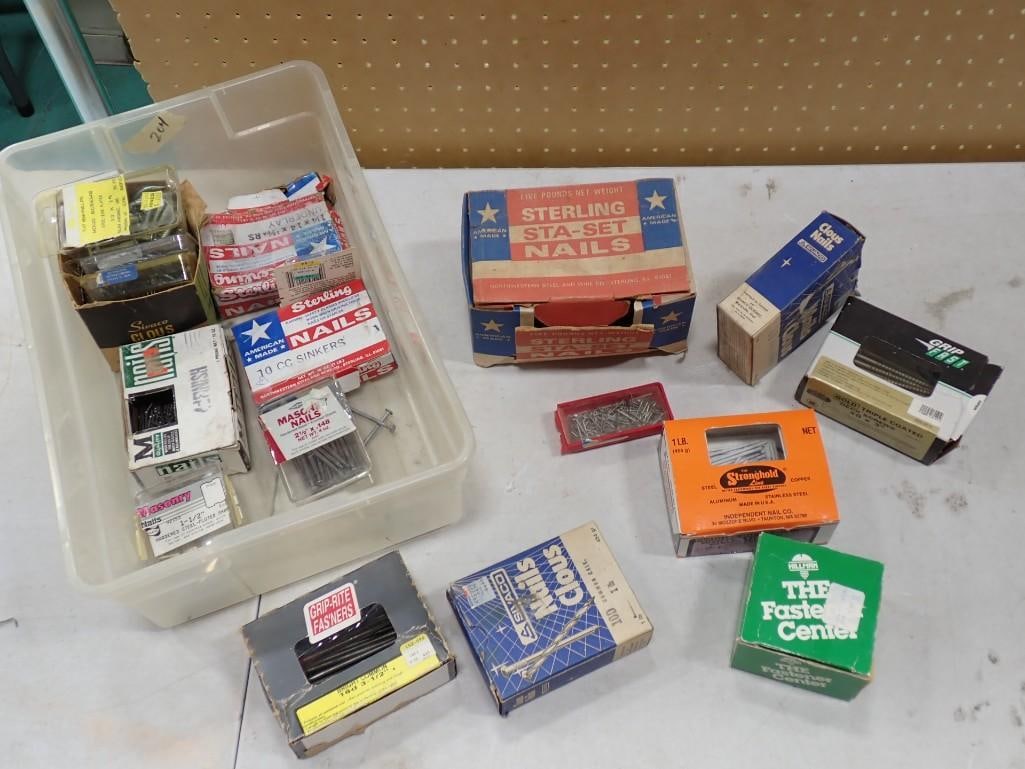 Lot of Misc Screws, Nails, Fasteners (1 of 8)