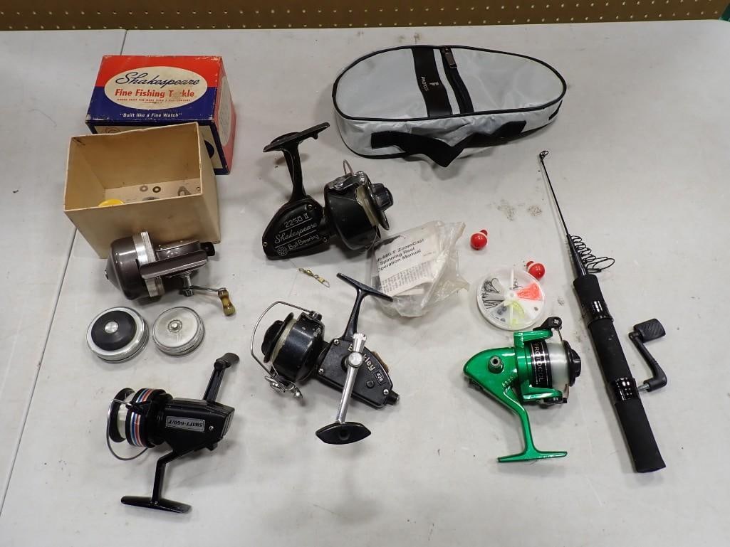 Vintage Lot of 5 Fishing Reels incl Shakespeare, Berkley, Swift: Vintage Lot of 5 Fishing Reels incl Shakespeare, Berkley, Swift All pictures are considered part of the description and should be examined carefully by bidders. Live Auctioneers is now offering Live S