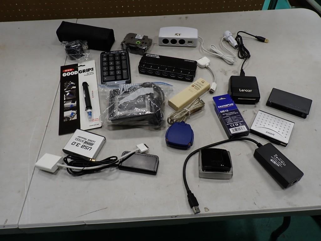 Lot of Vintage Electronics incl Tomtom GPS, Lexar, Logitech, and More (1 of 6)