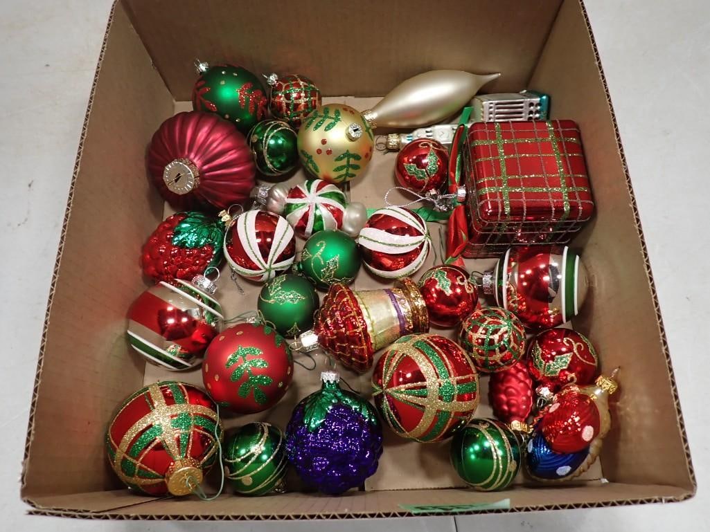 Lot of Old World Christmas Glass Ornaments and More: Lot of Old World Christmas Glass Ornaments and More All pictures are considered part of the description and should be examined carefully by bidders. Live Auctioneers is now offering Live Shipping thro