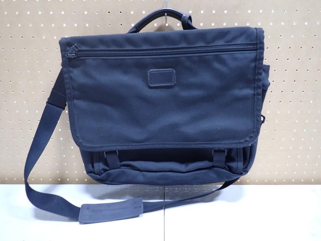 Tumi Ballistic Nylon Black Briefcase 22174DH Messenger Laptop Bag (1 of 3)