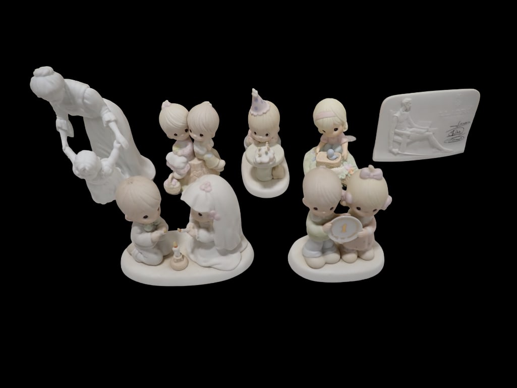 Lladro Porcelain Collector's Society Plaque, Precious Moments Figurines, Dept 56 Figurine (1 of 17)