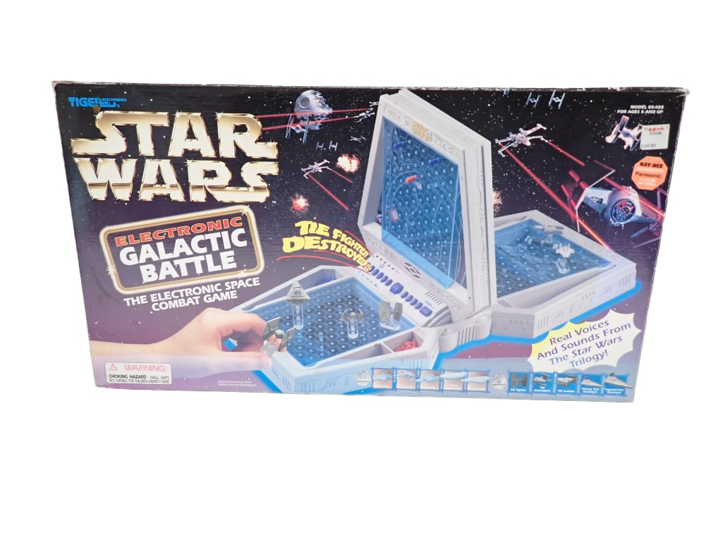 Star Wars Electronic Galactic Battle Game by Tiger (1 of 11)