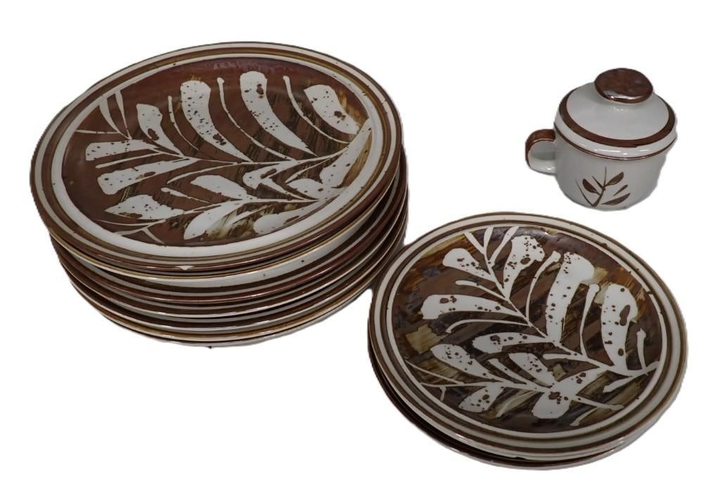 Lot of Independence Ironstone Stoneware Plates and Sugar Container (1 of 9)