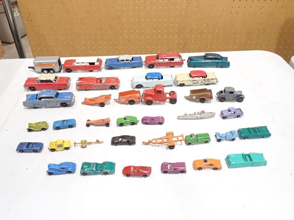 Lot of Vintage Die-Cast Cars / Trucks, etc. Including Tootsietoy (1 of 10)